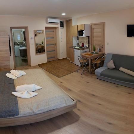 Holiday Apartmanhaz 귤러 외부 사진