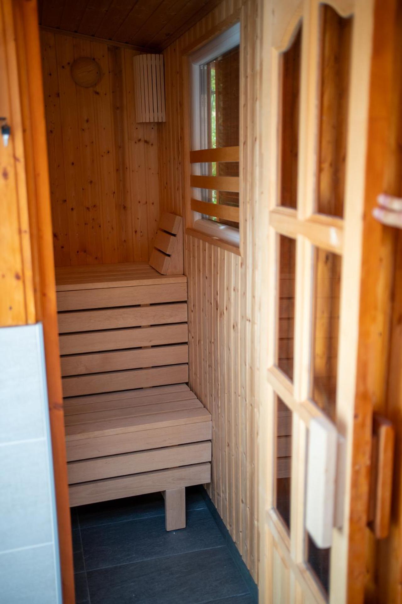 Holiday Apartmanhaz 귤러 외부 사진