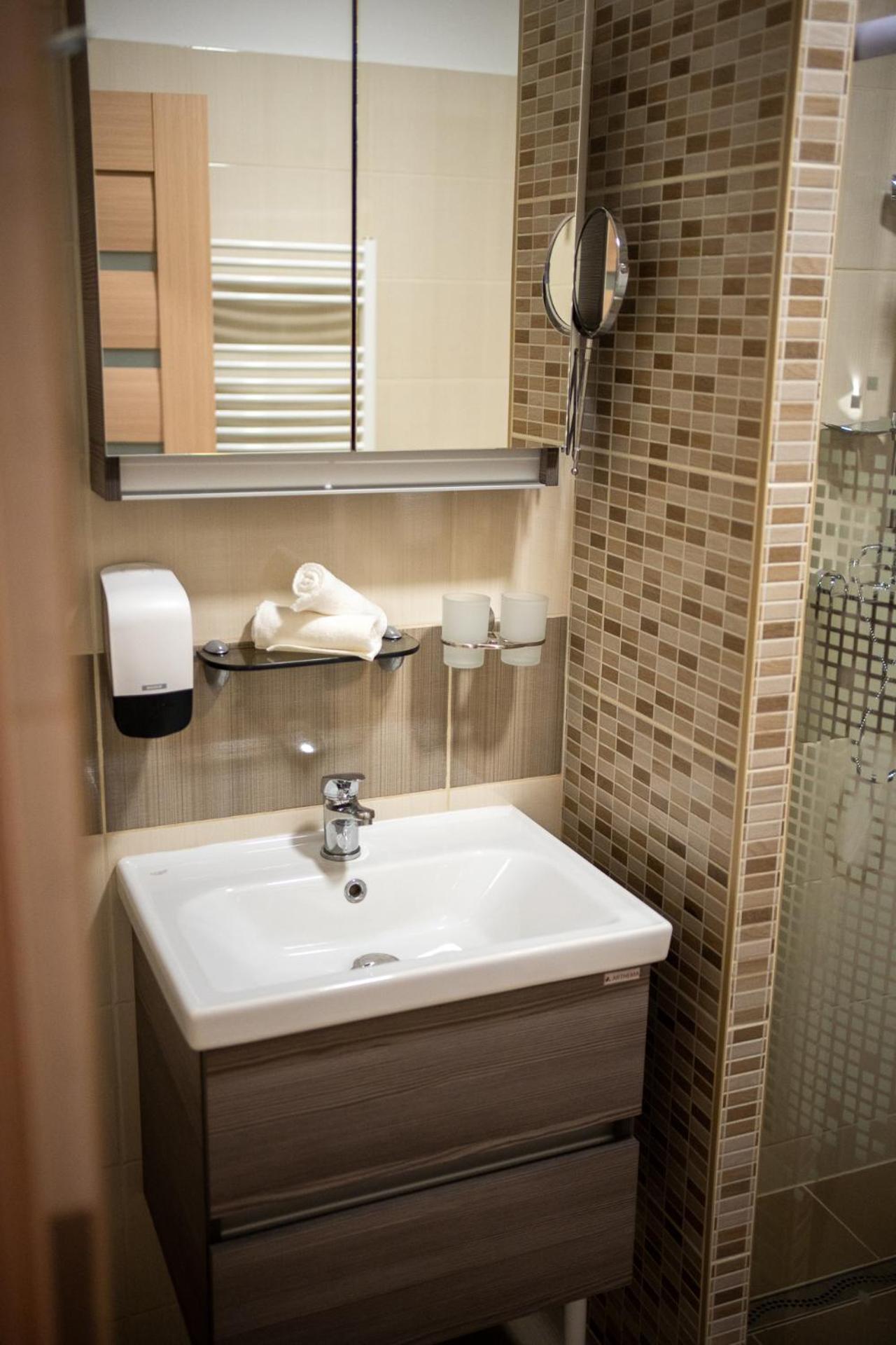 Holiday Apartmanhaz 귤러 외부 사진