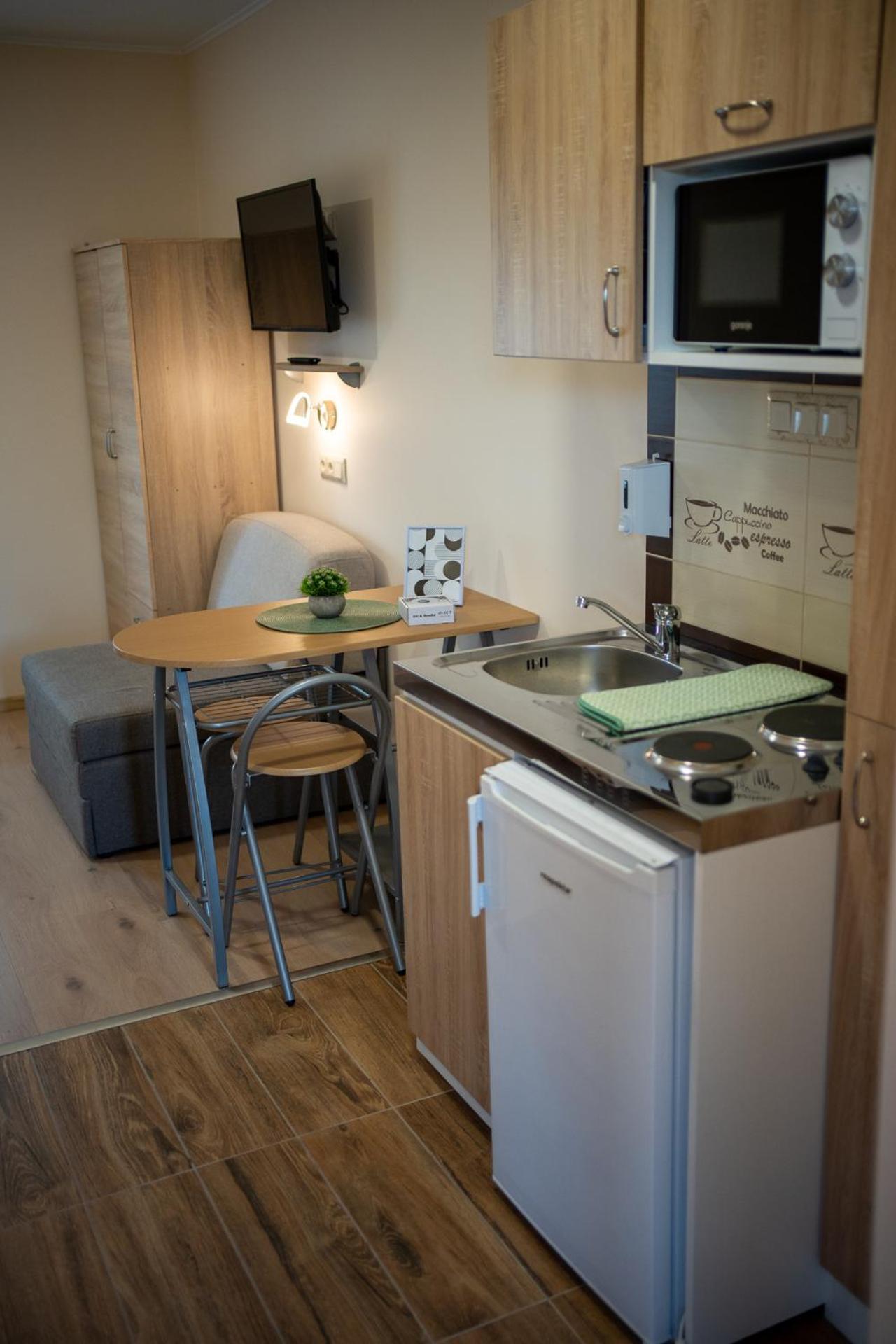 Holiday Apartmanhaz 귤러 외부 사진